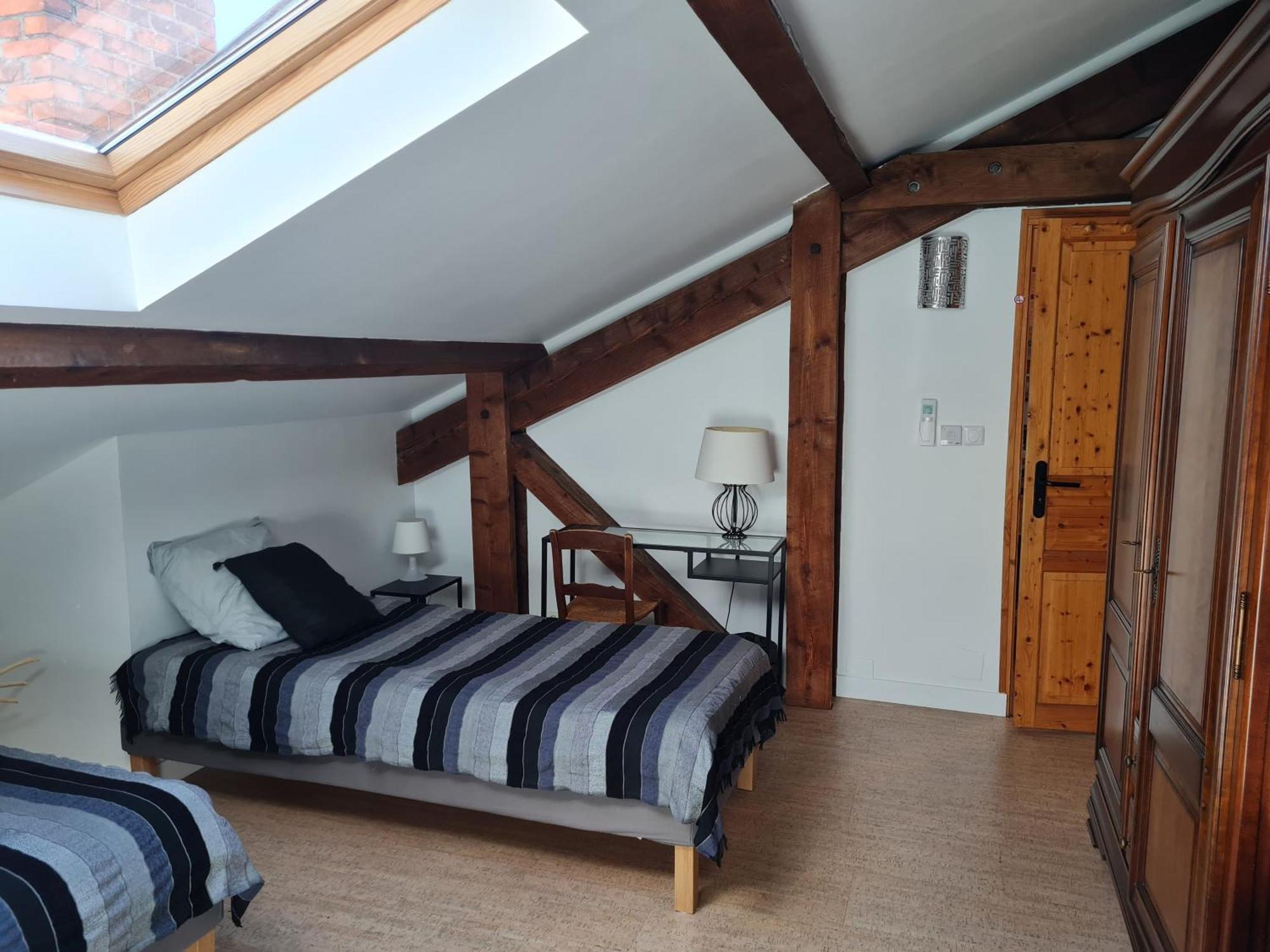 Espace Beleverte Bussiere 1 Tamaris Appartement Meuble De 2 Chambres Oullins Eksteriør bilde